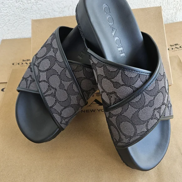 NWOT Coach Crossover Cross-strap Signature comfort Slide Sandals Men 7 Women 8 - Picture 1 of 5